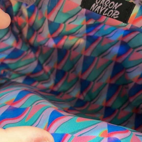 Jason Naylor Make-up Bag. - Picture 2 of 4